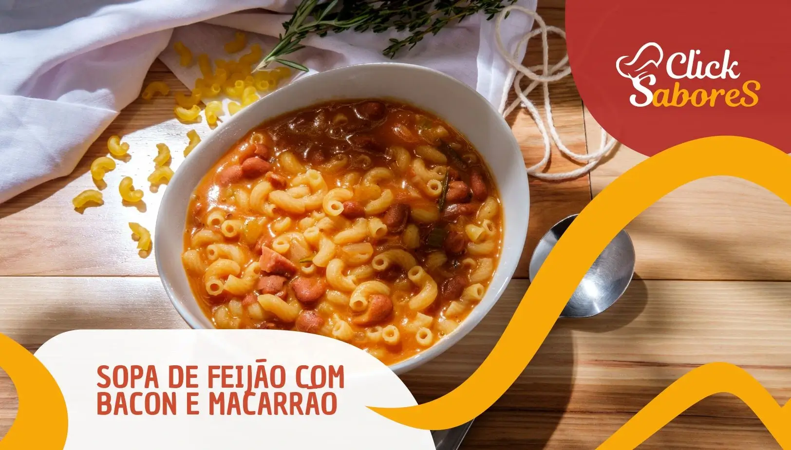 Sopa de Feijão com Bacon e Macarrão